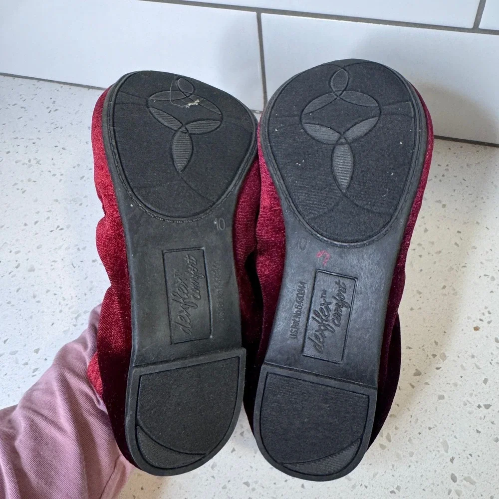 dexflex Comfort Burgundy Velvet Ballet Flats Memory Foam Bow Shoes Womens 10 NWT